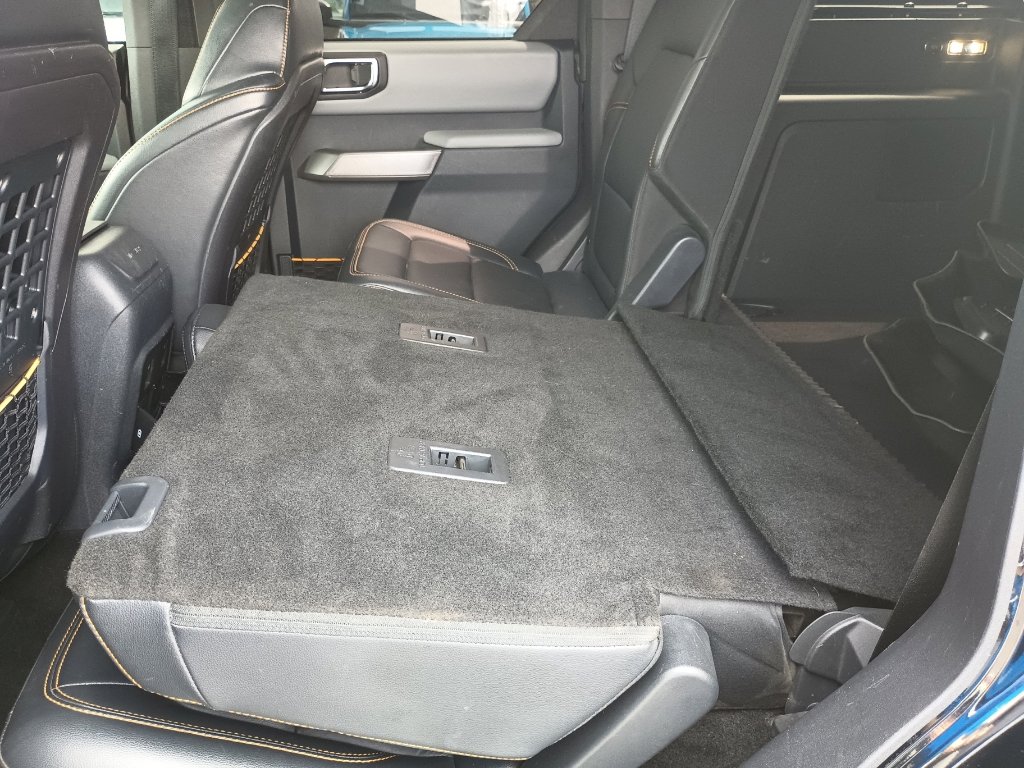 Certified 2023 Ford Bronco Badlands w/ Sasquatch Package AWD/4WD image 25