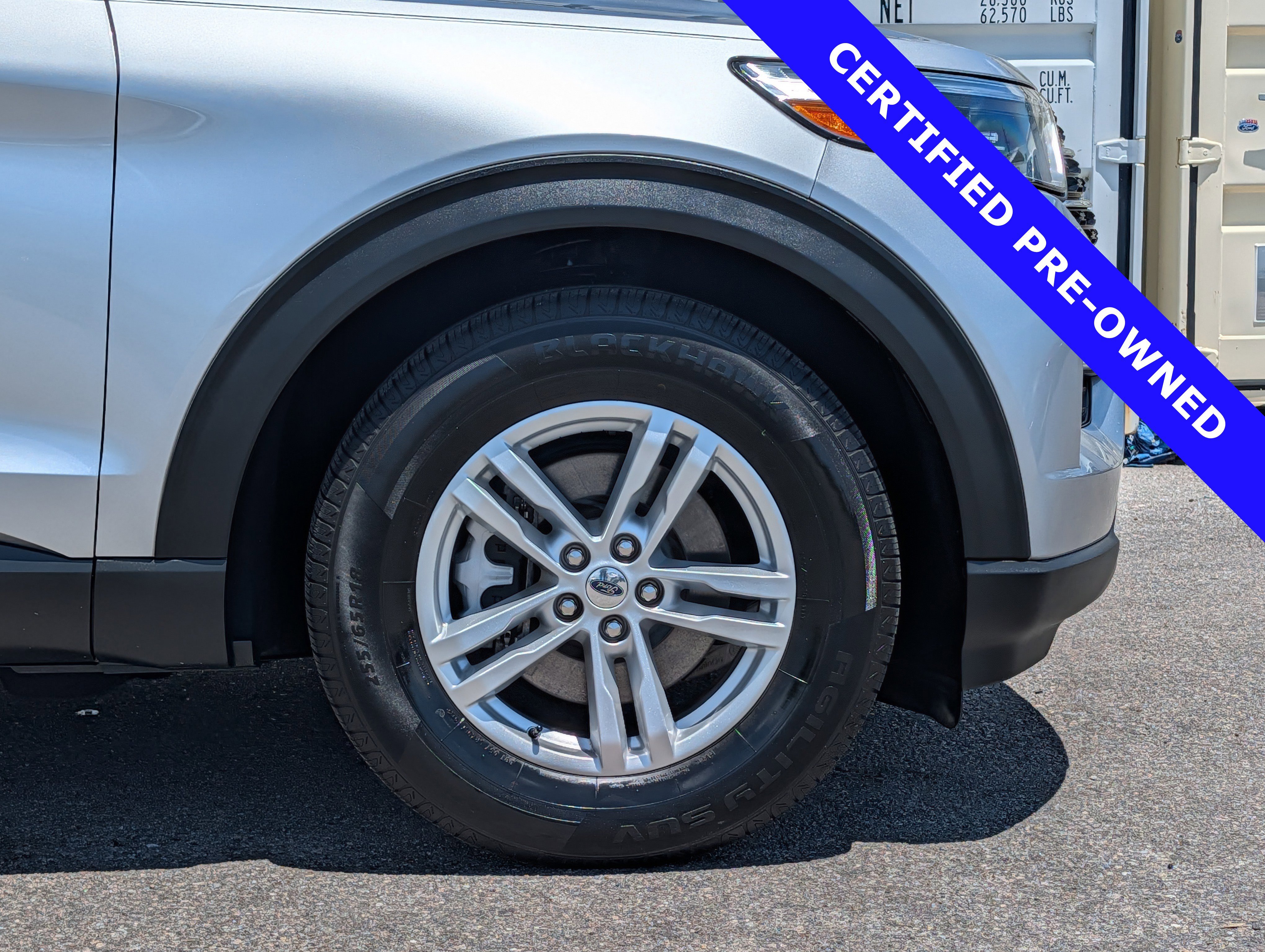 Certified 2021 Ford Explorer XLT w/ Equipment Group 202A RWD image 11