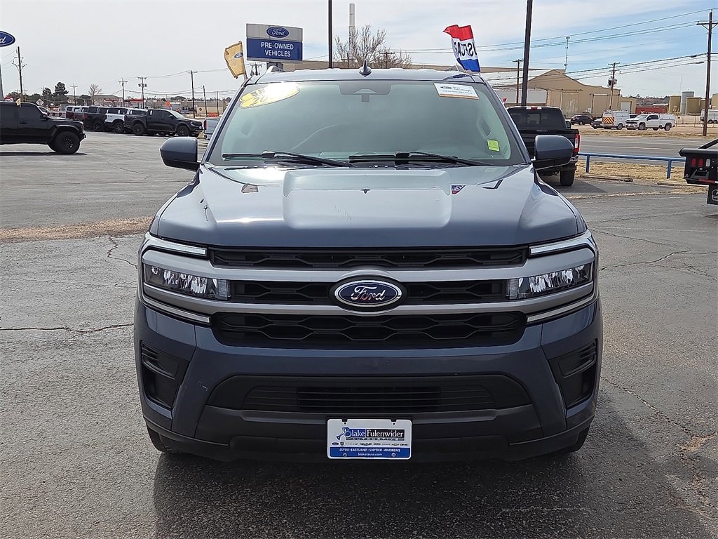 Certified 2023 Ford Expedition XLT image 8