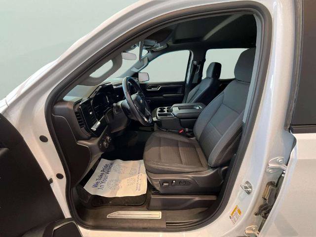 Used 2025 Chevrolet Silverado 1500 LT AWD/4WD image 13