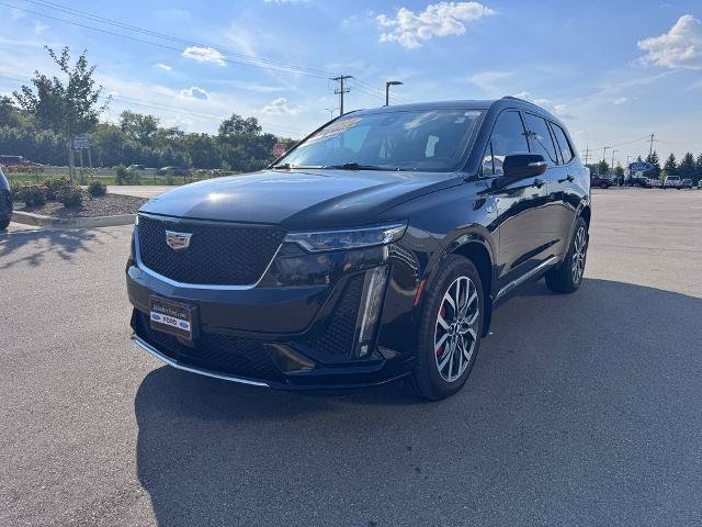 Used 2024 Cadillac XT6 Sport w/ Technology Package AWD/4WD image 2
