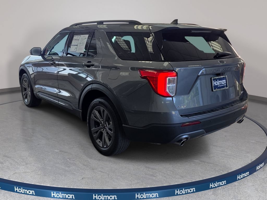 Certified 2023 Ford Explorer XLT w/ Equipment Group 202A AWD/4WD image 7