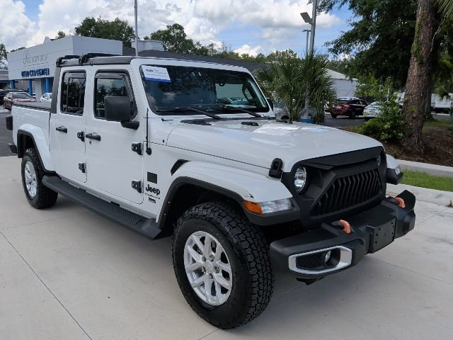Used 2023 Jeep Gladiator Sport AWD/4WD image 2