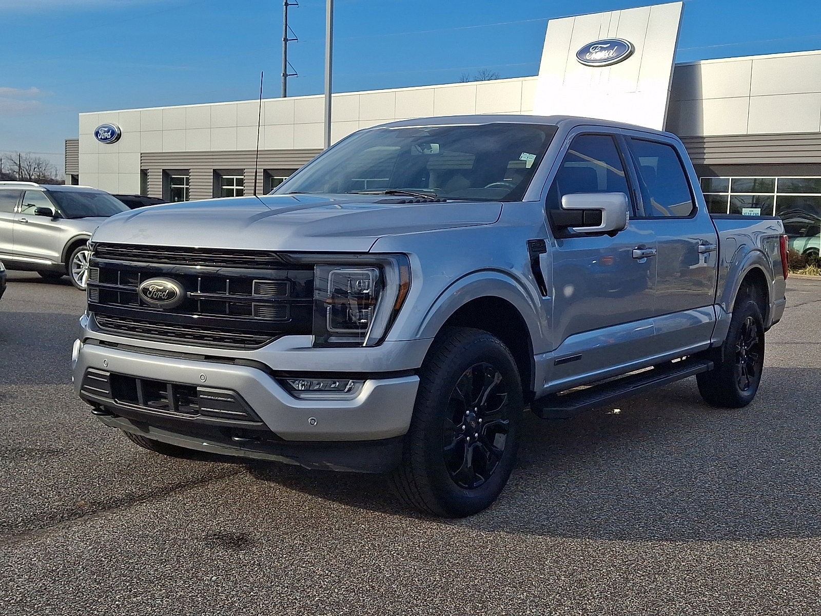 Certified 2023 Ford F150 Lariat w/ Equipment Group 502A High image 4