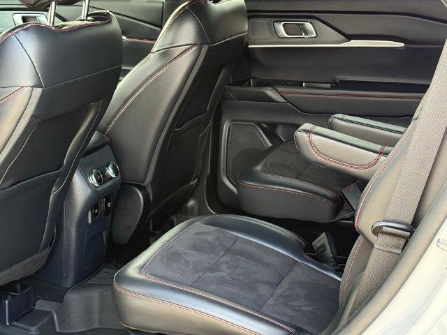 Certified 2025 Ford Explorer ST AWD/4WD image 8