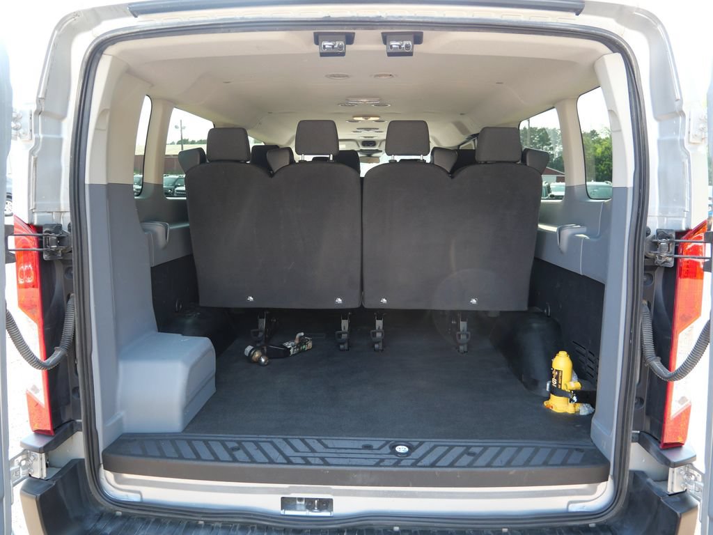 Certified 2019 Ford Transit 350 XLT RWD image 9