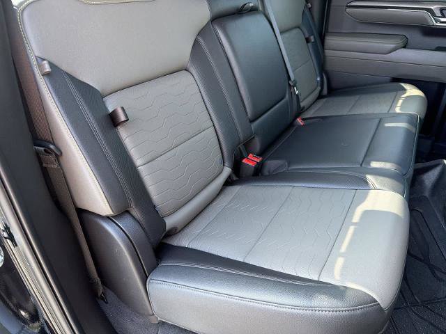 Used 2024 Chevrolet Silverado 1500 ZR2 w/ Technology Package AWD/4WD image 21
