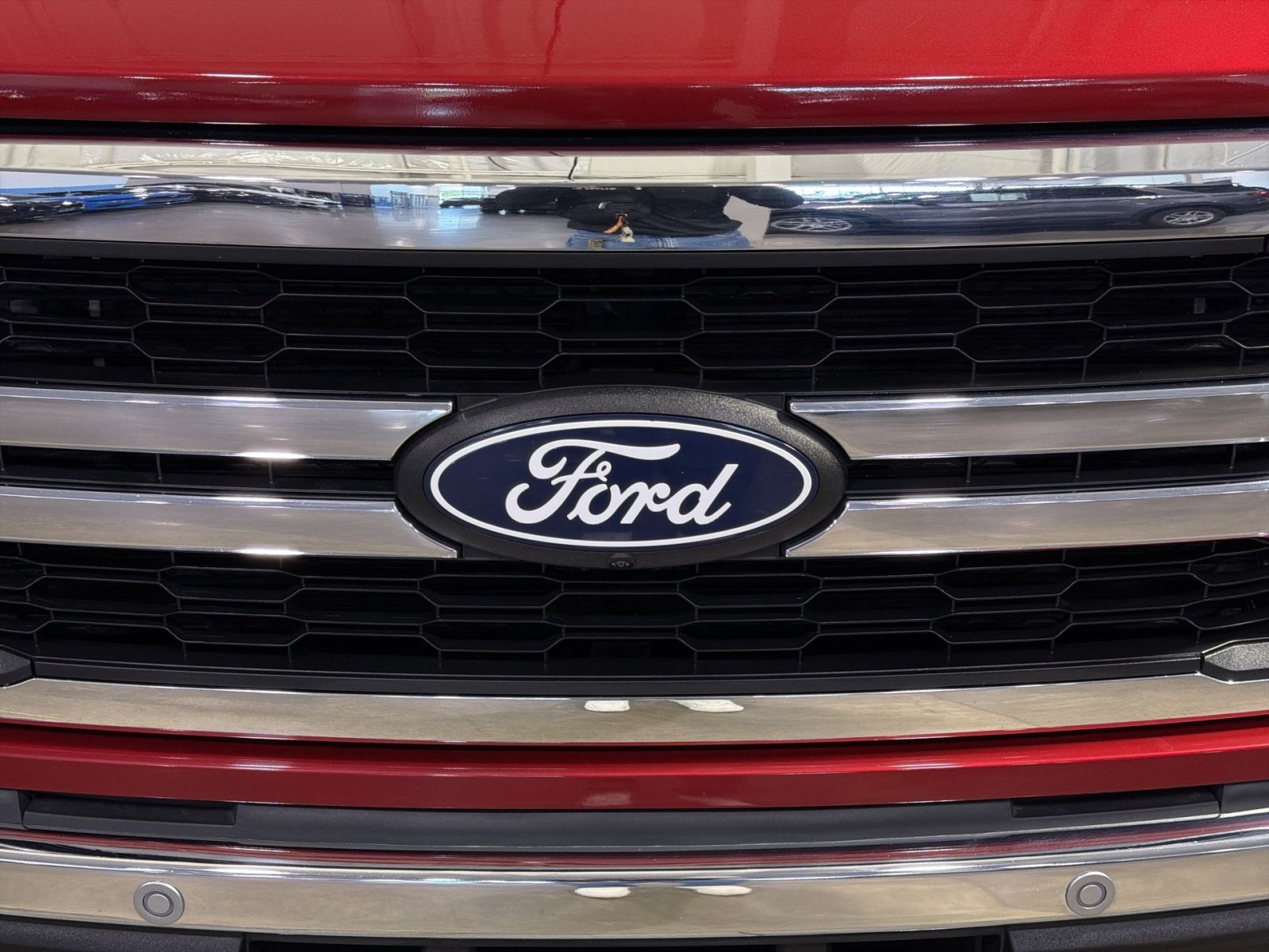 Certified 2025 Ford F150 Lariat w/ Equipment Group 501A Mid AWD/4WD image 12
