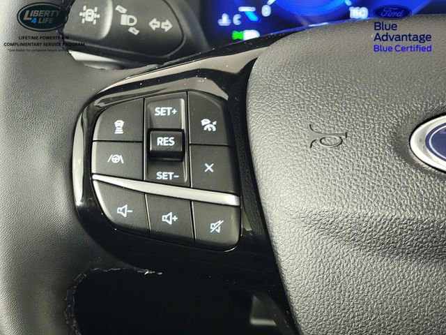 Certified 2022 Ford Escape Titanium w/ Class II Trailer Tow Package image 28