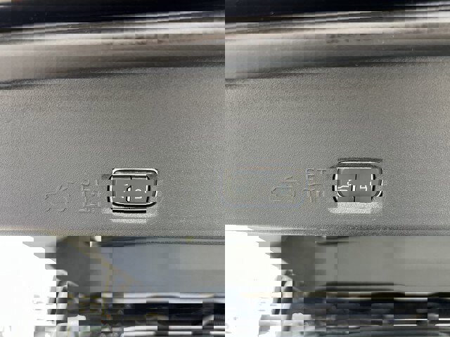 Certified 2025 Ford Expedition Max Platinum image 35