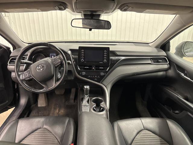 Used 2022 Toyota Camry SE image 7
