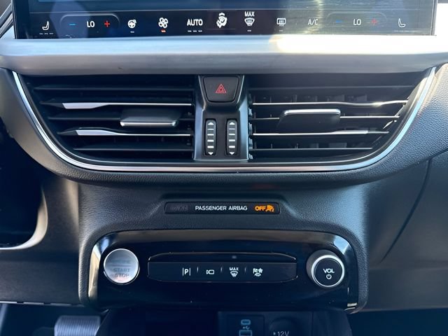 Certified 2023 Ford Escape SE w/ PHEV Premium Package FWD image 29