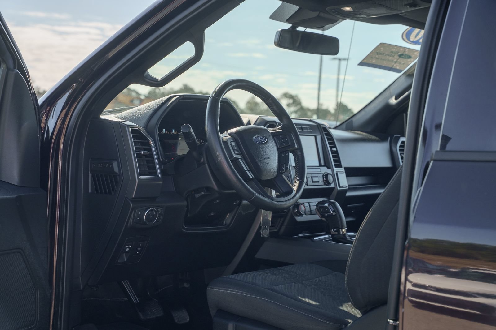 Certified 2020 Ford F150 XLT w/ Equipment Group 302A Luxury AWD/4WD image 21