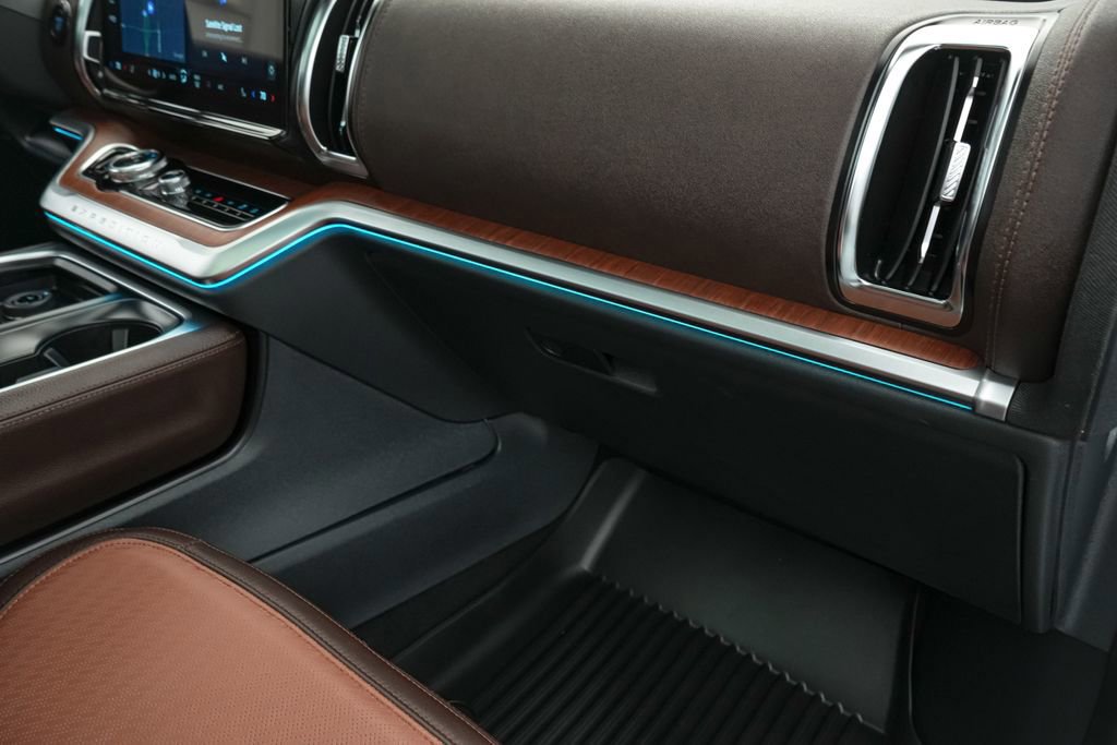 Certified 2025 Ford Expedition King Ranch image 35