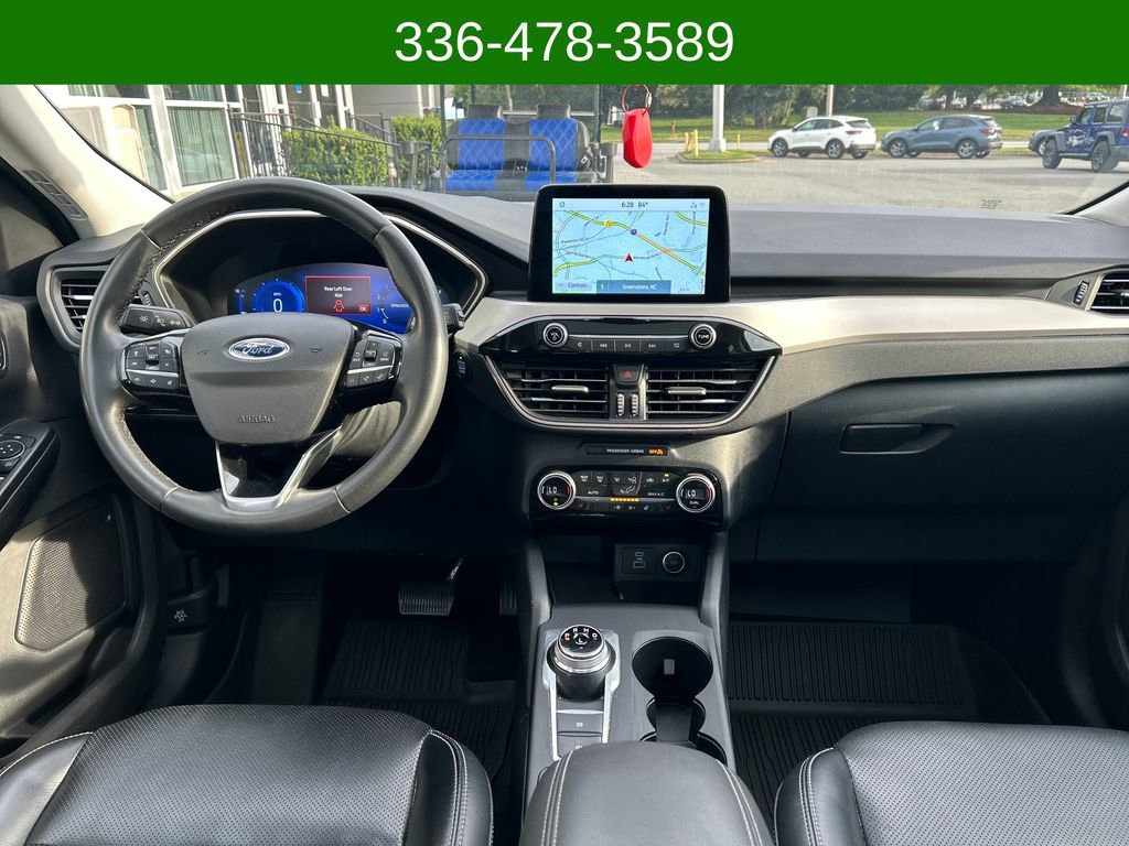 Certified 2021 Ford Escape SEL w/ Technology Package AWD/4WD image 15