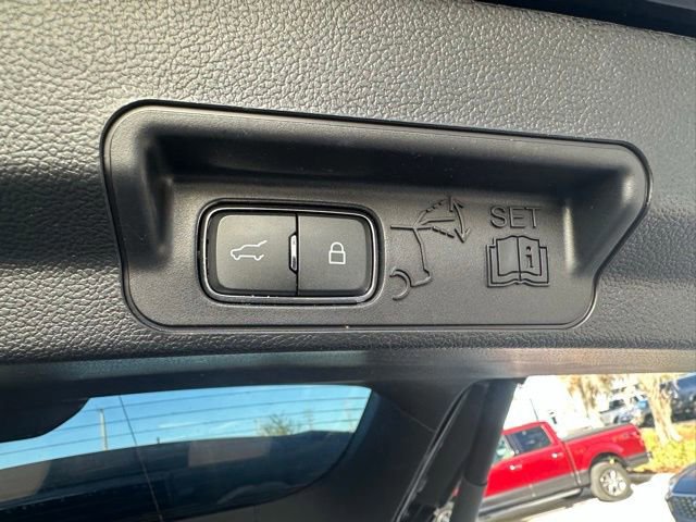 Certified 2022 Ford Explorer XLT w/ Equipment Group 202A image 24