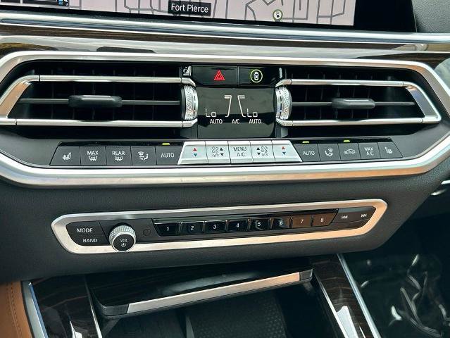 Used 2023 BMW X5 xDrive45e w/ Parking Assistance Package AWD/4WD image 30