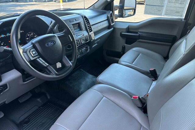 Certified 2017 Ford F350 XL w/ XL Value Package image 7
