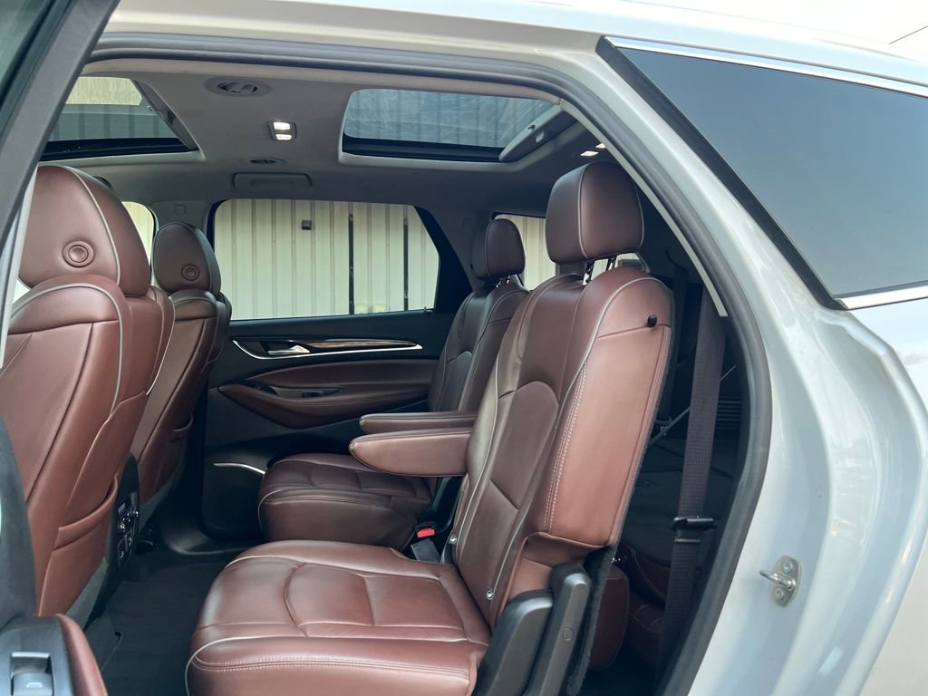 Used 2021 Buick Enclave Avenir w/ Avenir Technology Package image 19