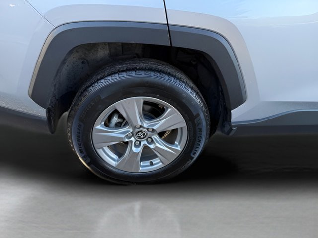 Used 2024 Toyota RAV4 XLE AWD/4WD image 26