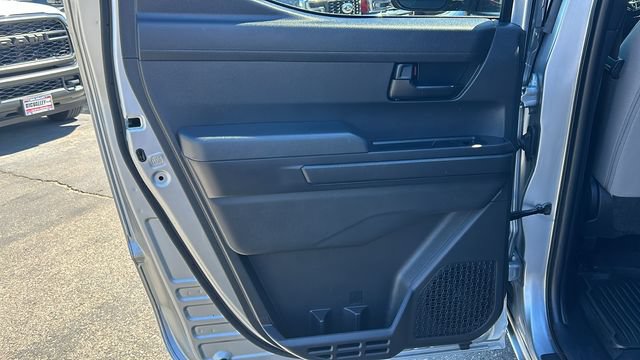 Used 2024 Toyota Tacoma SR5 AWD/4WD image 14