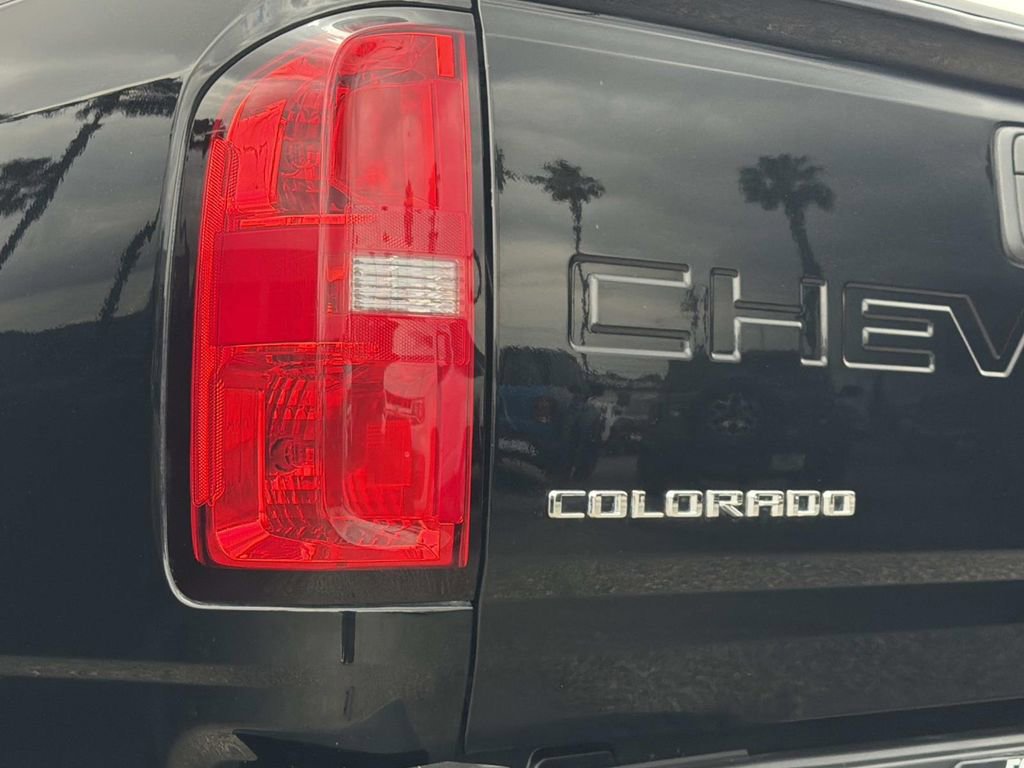 Used 2022 Chevrolet Colorado LT w/ Fleet Safety Package image 8