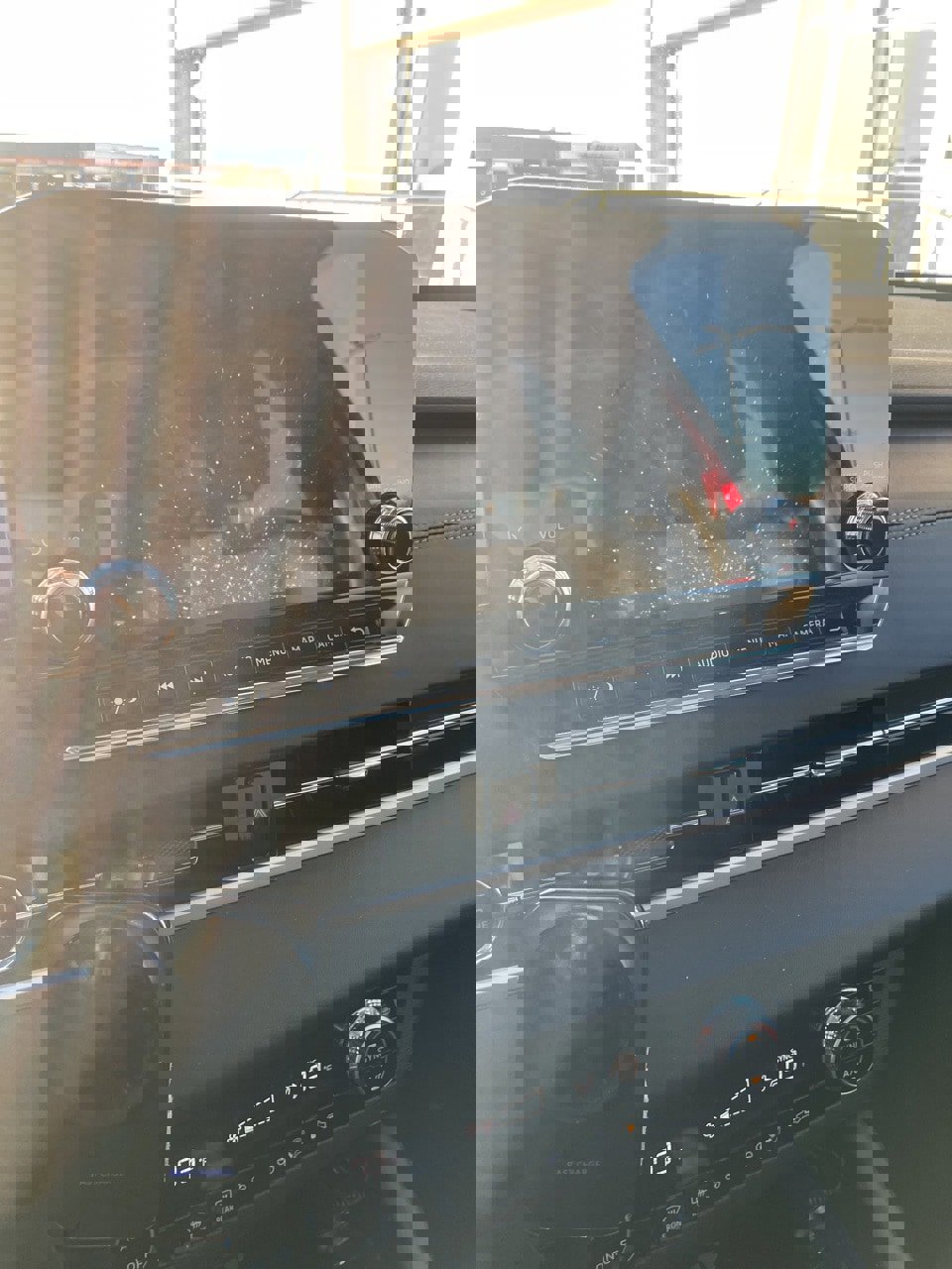 Used 2024 Mitsubishi Outlander SE image 13