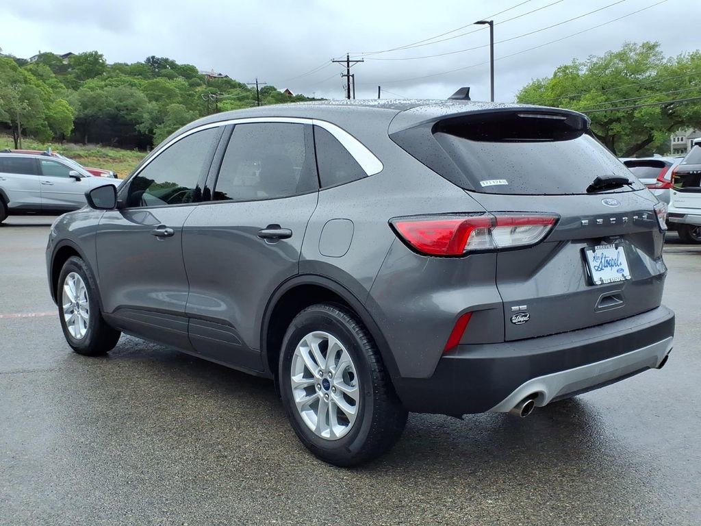 Certified 2022 Ford Escape SE FWD image 9