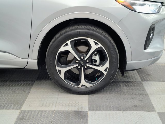 Certified 2023 Ford Escape ST-Line Select w/ Tech Pack #2 AWD/4WD image 14