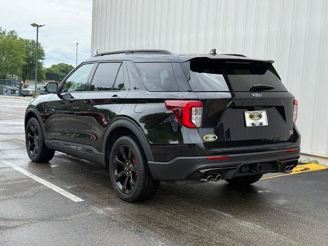 Certified 2023 Ford Explorer ST w/ Equipment Group 401A AWD/4WD image 3