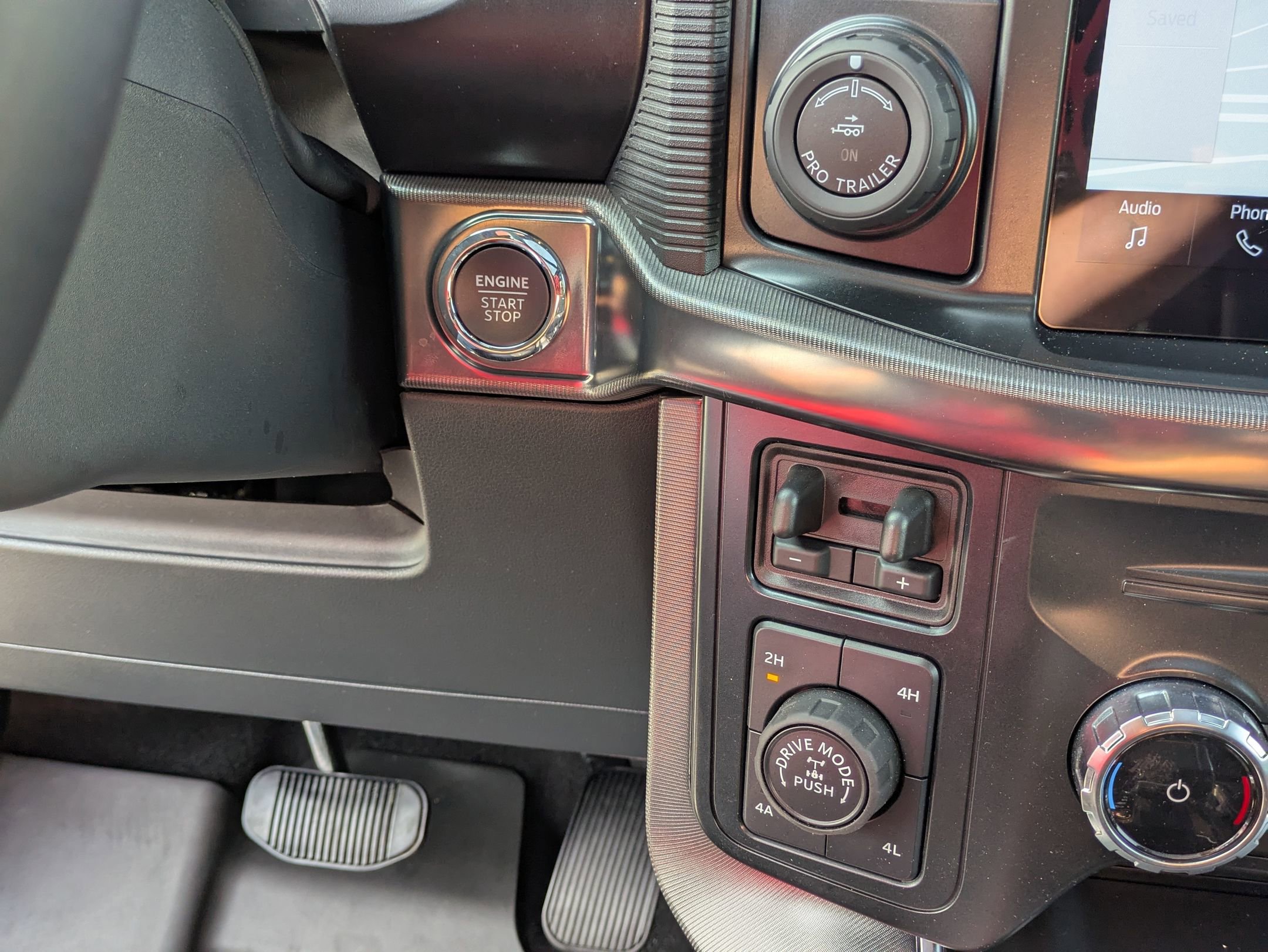 Certified 2025 Ford F150 Platinum w/ Equipment Group 702A High image 28