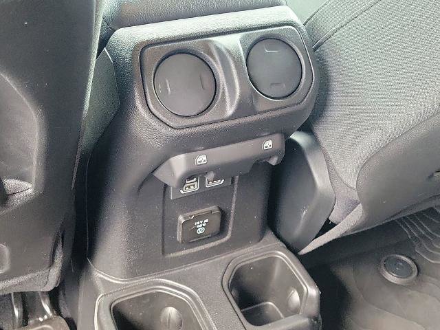 Used 2024 Jeep Wrangler Unlimited Rubicon w/ Capability Package AWD/4WD image 17