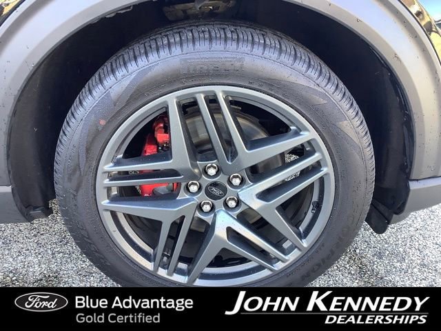 Certified 2025 Ford Explorer ST image 37