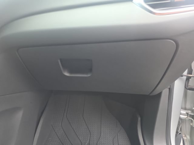 Used 2021 Chevrolet Equinox LT FWD image 18