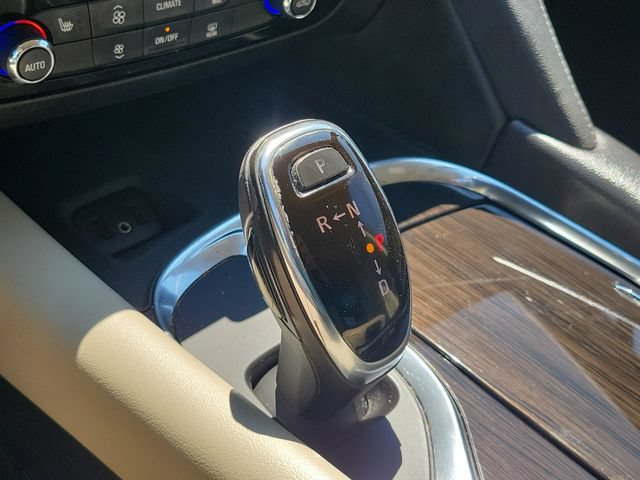 Used 2019 Buick Enclave Essence w/ Trailering Package, 5000 lbs. FWD image 18