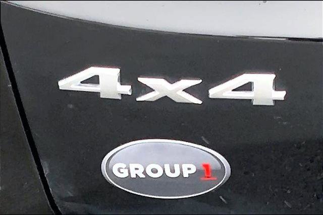 Used 2023 Jeep Renegade Latitude w/ Premium Group image 32