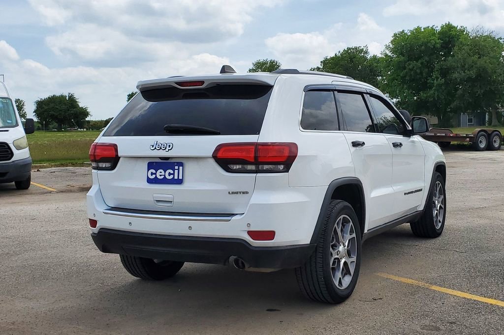 Used 2022 Jeep Grand Cherokee Limited w/ Tech Group RWD image 30