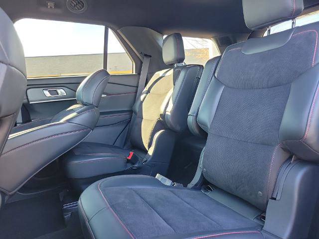 Certified 2025 Ford Explorer ST image 10