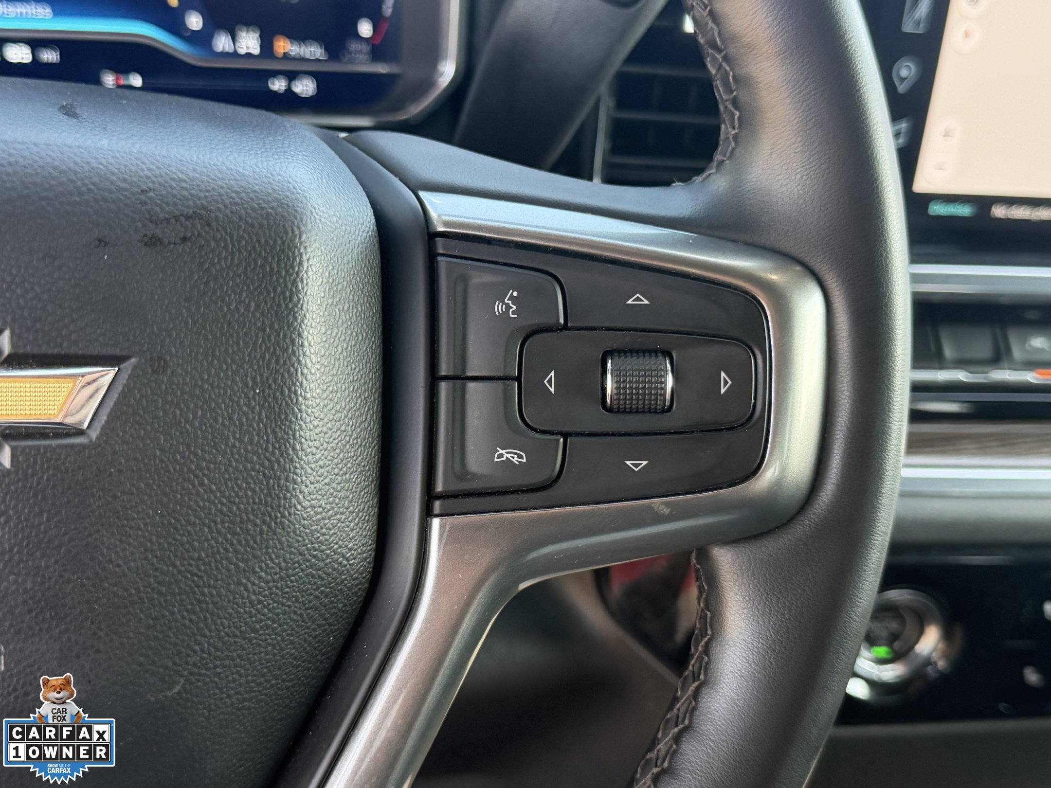 Used 2023 Chevrolet Silverado 1500 LT AWD/4WD image 15