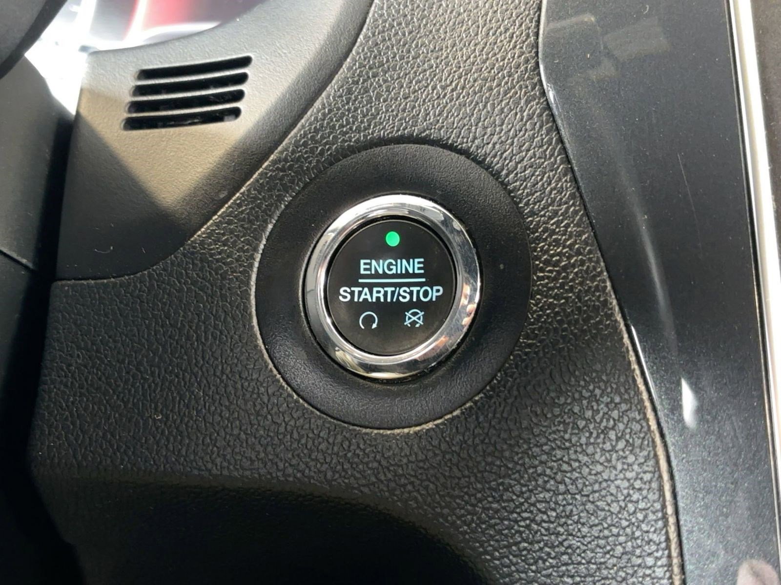 Certified 2019 Ford Explorer Sport image 26