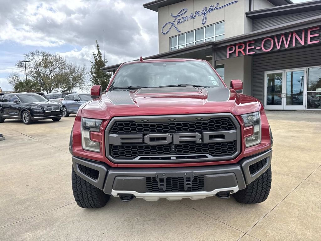 Certified 2019 Ford F150 Raptor w/ Equipment Group 802A Luxury image 4