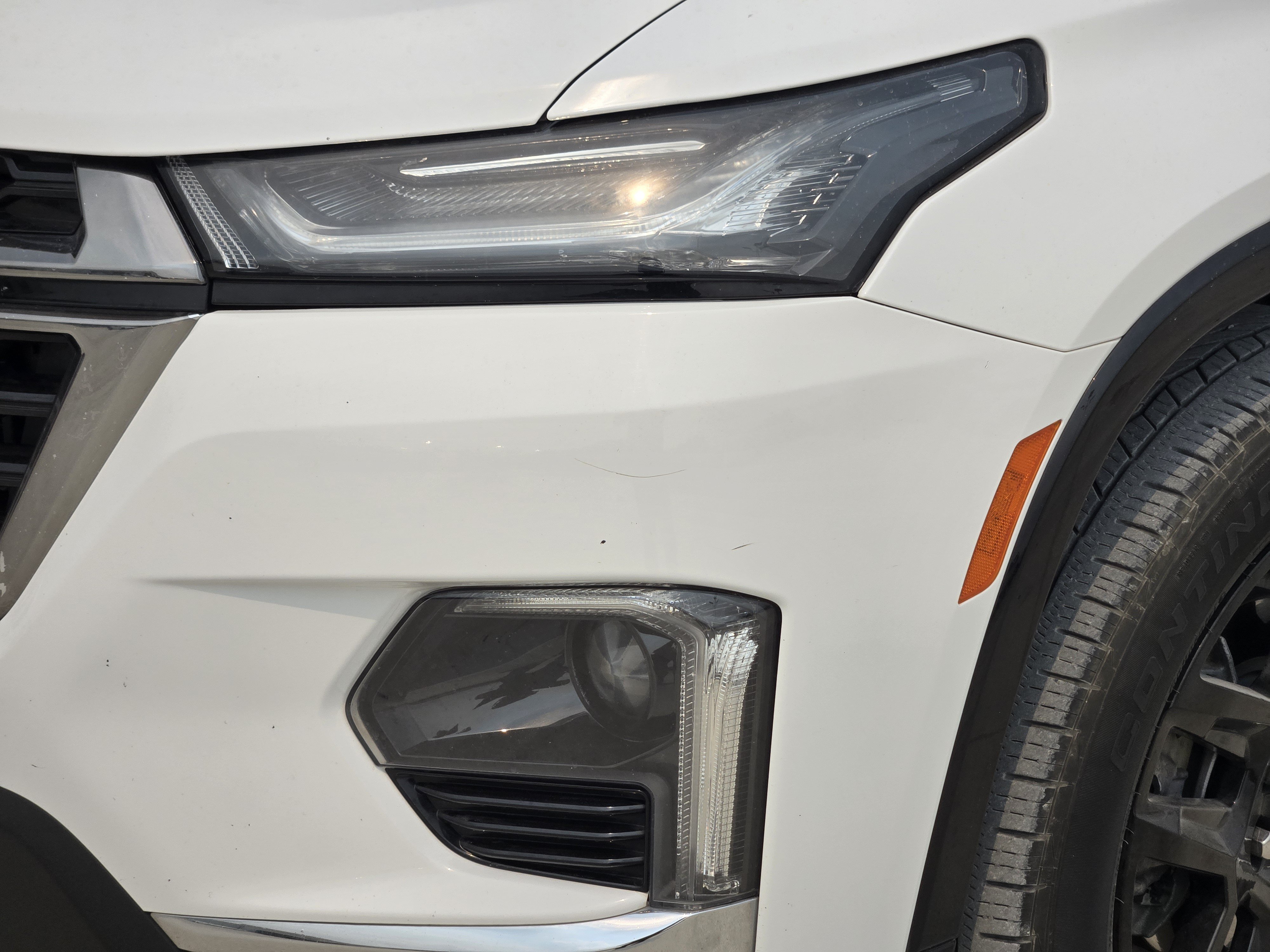Used 2023 Chevrolet Traverse Premier w/ Redline Edition FWD image 9