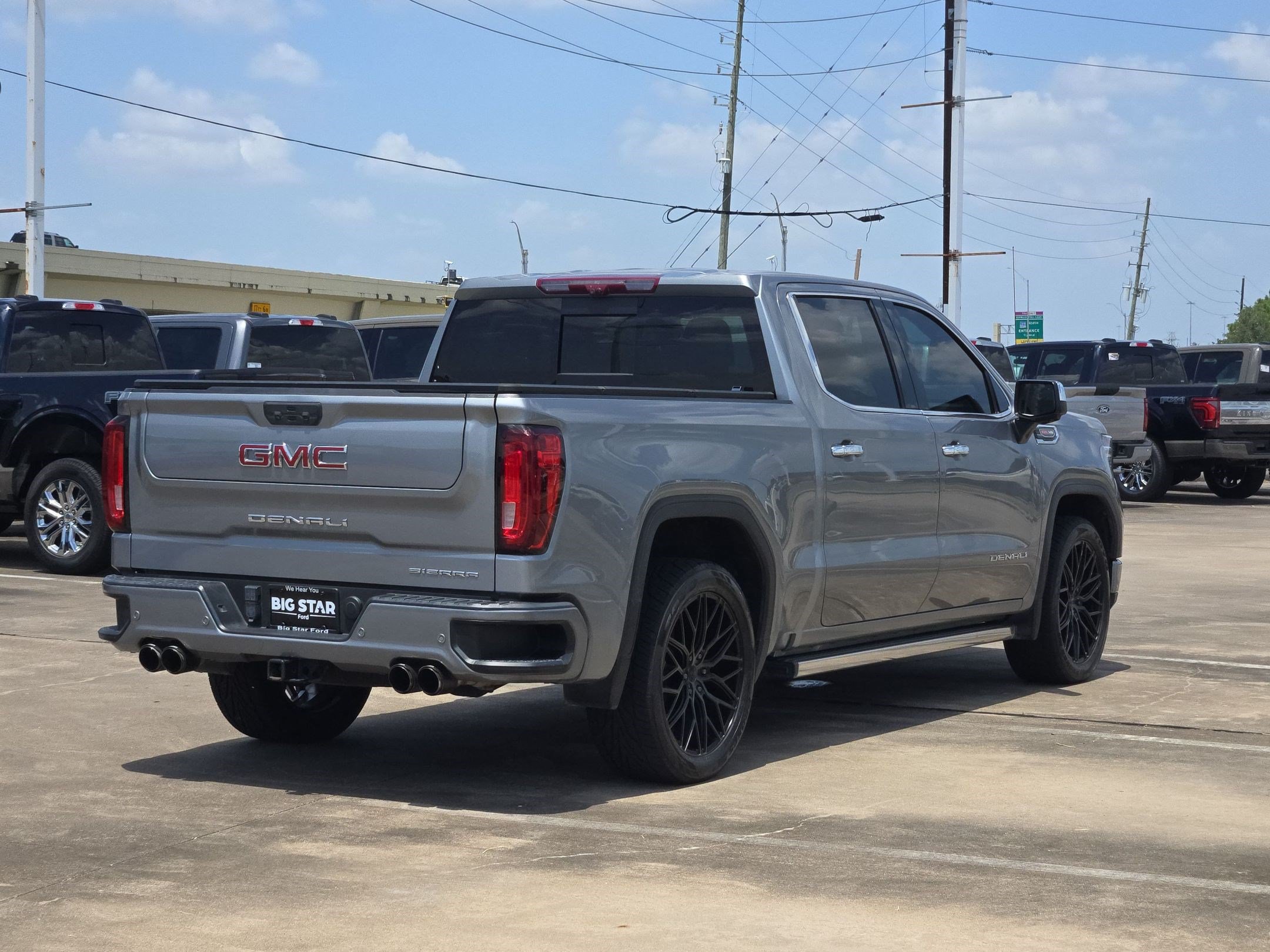Used 2024 GMC Sierra 1500 Denali w/ Denali Reserve Package AWD/4WD image 3