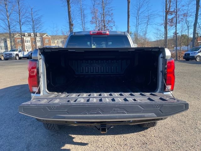 Used 2024 Chevrolet Colorado ZR2 w/ ZR2 Convenience Package III image 10