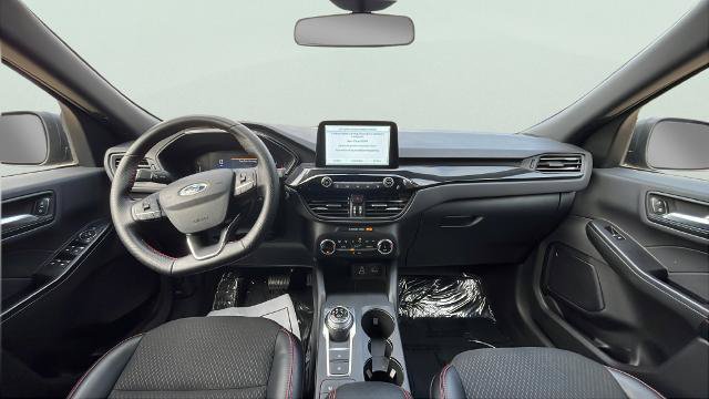 Certified 2025 Ford Escape ST-Line AWD/4WD image 9