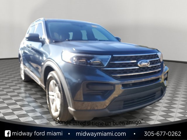 Certified 2022 Ford Explorer XLT image 3