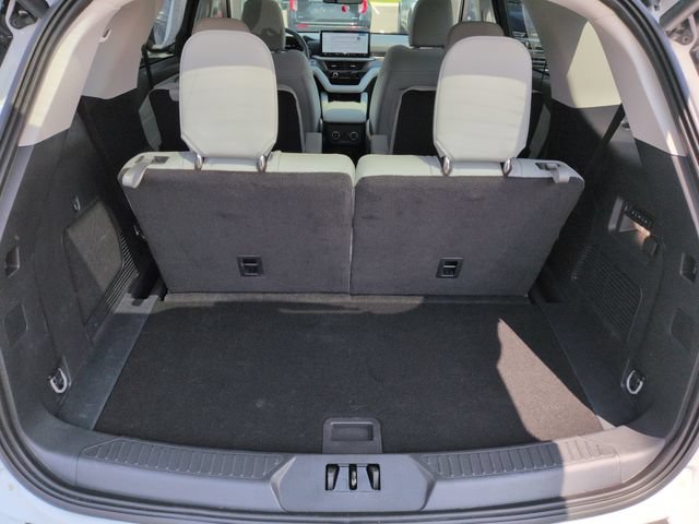 Certified 2026 Ford Explorer Platinum w/ LUX Leather Package AWD/4WD image 20