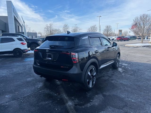 Used 2025 Nissan Kicks SR image 5