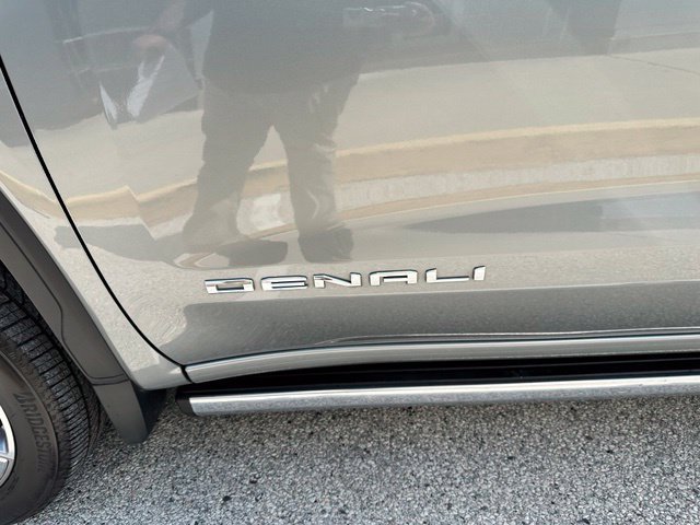 Used 2025 GMC Sierra 1500 Denali w/ Denali Reserve Package AWD/4WD image 95