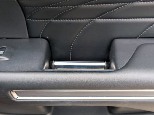 Certified 2018 Ford Expedition Platinum image 40